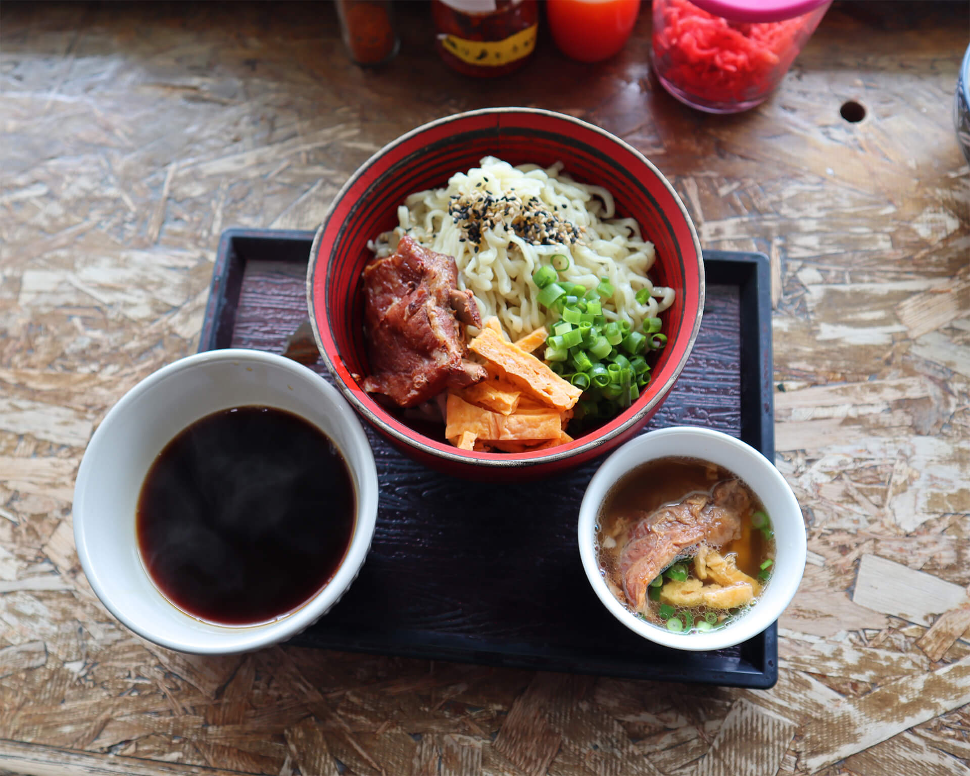 謝苅（じゃーがる）そばつけ麺画像